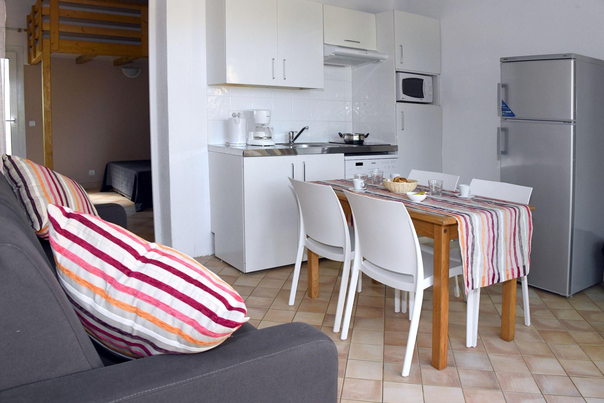 Aparthotel Cala Bianca 3*