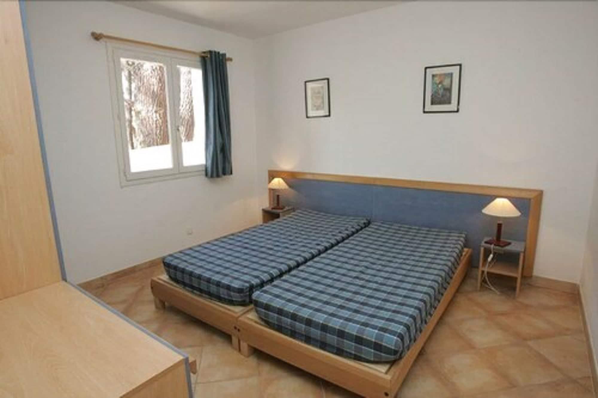 Cala Bianca Aparthotel 3*