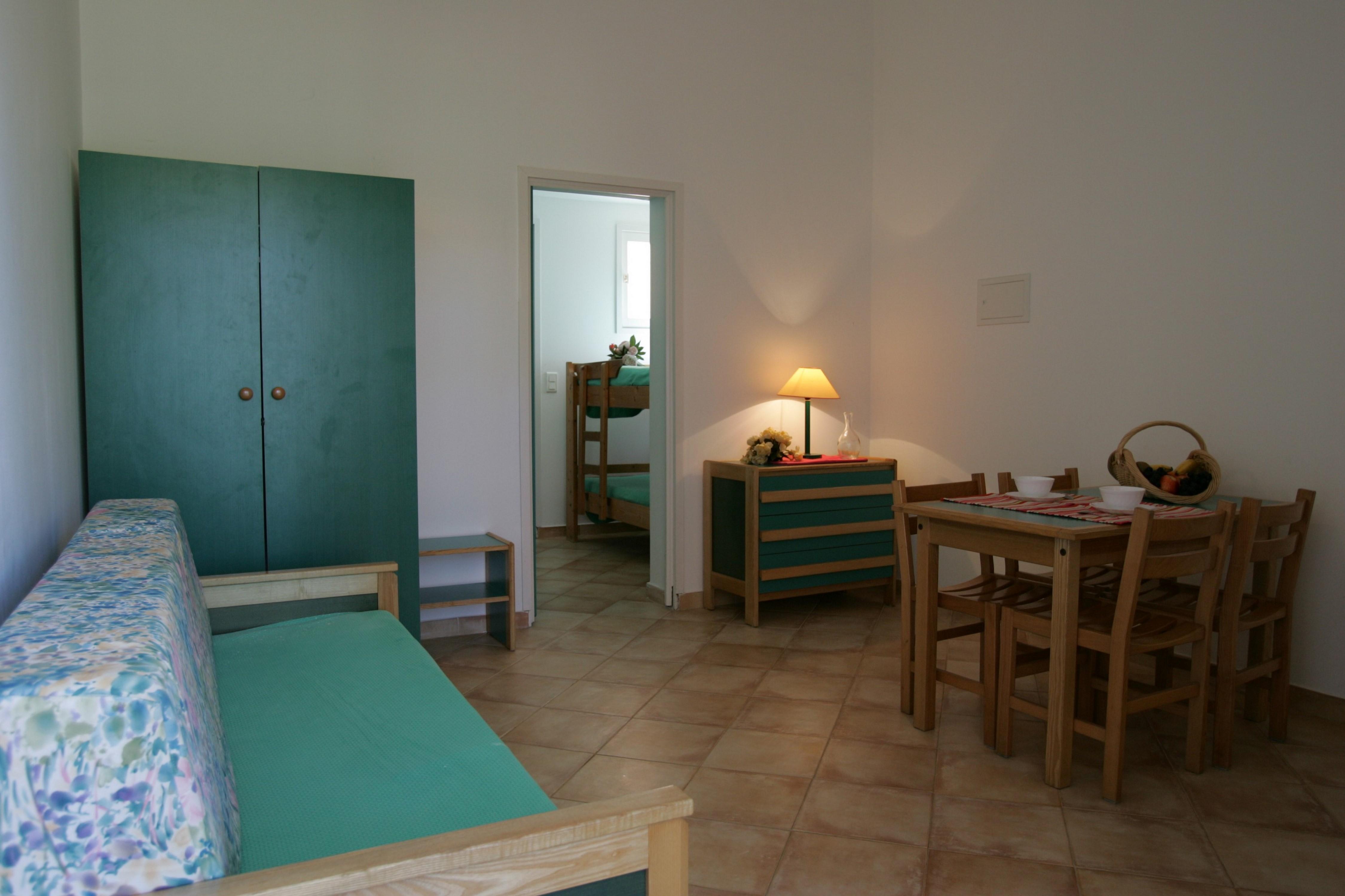 Aparthotel Cala Bianca 3*