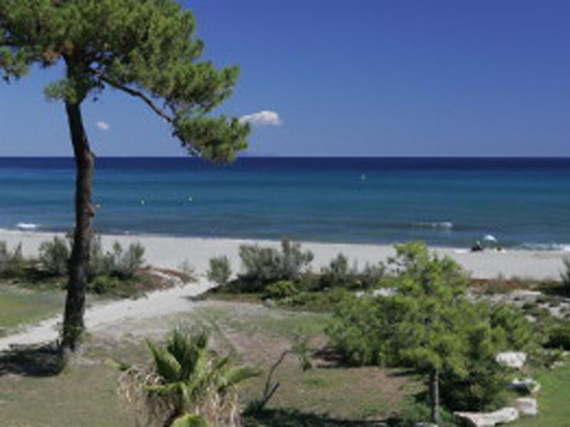 Cala Bianca Aparthotel 3*