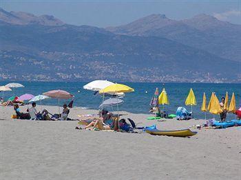 Cala Bianca Aparthotel 3*