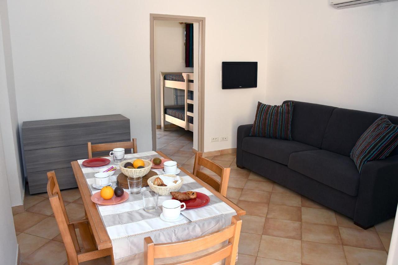 Aparthotel Cala Bianca 3*